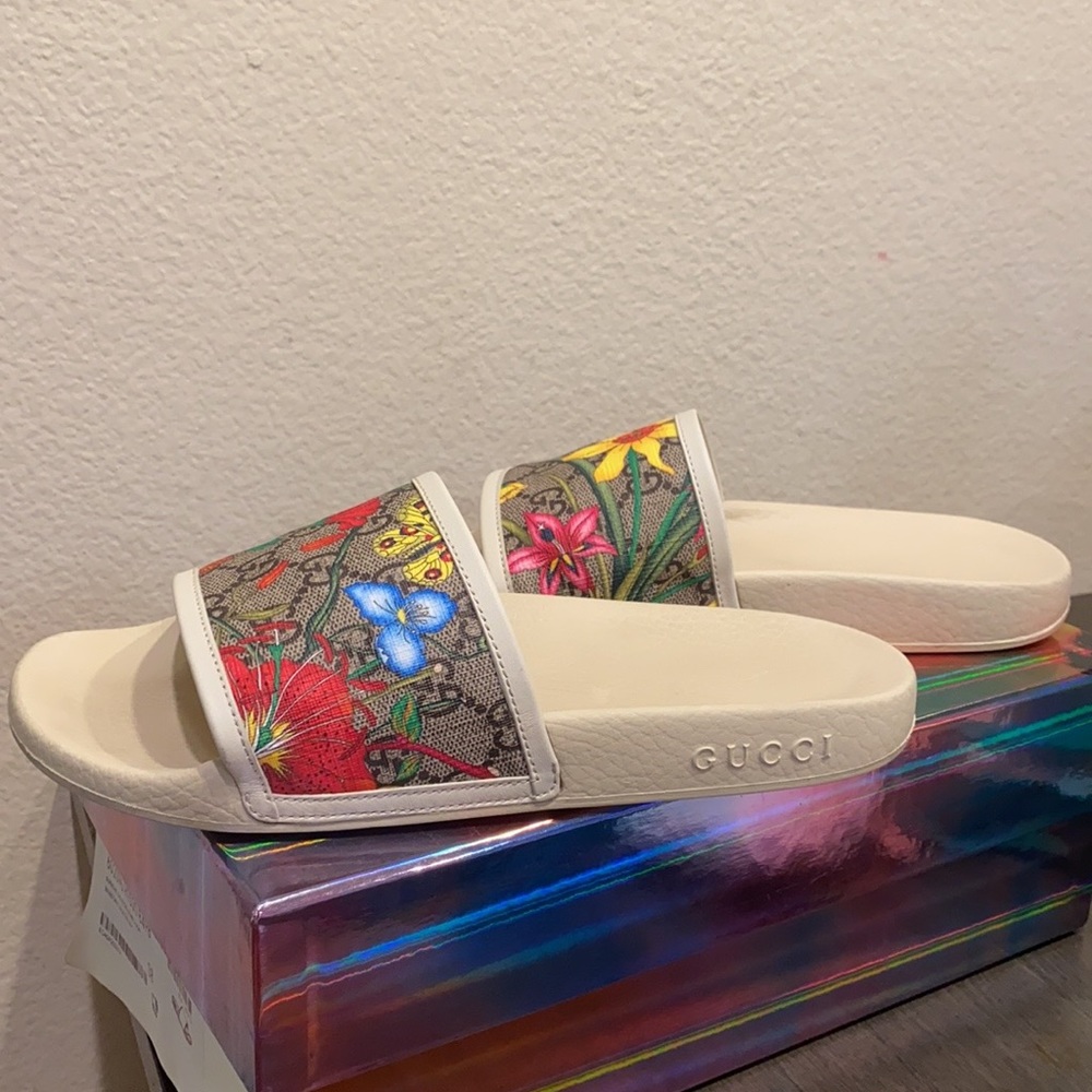 Gucci White Pursuit Gg Leather-trimmed Printed Rubber Slides Sandals Size 38